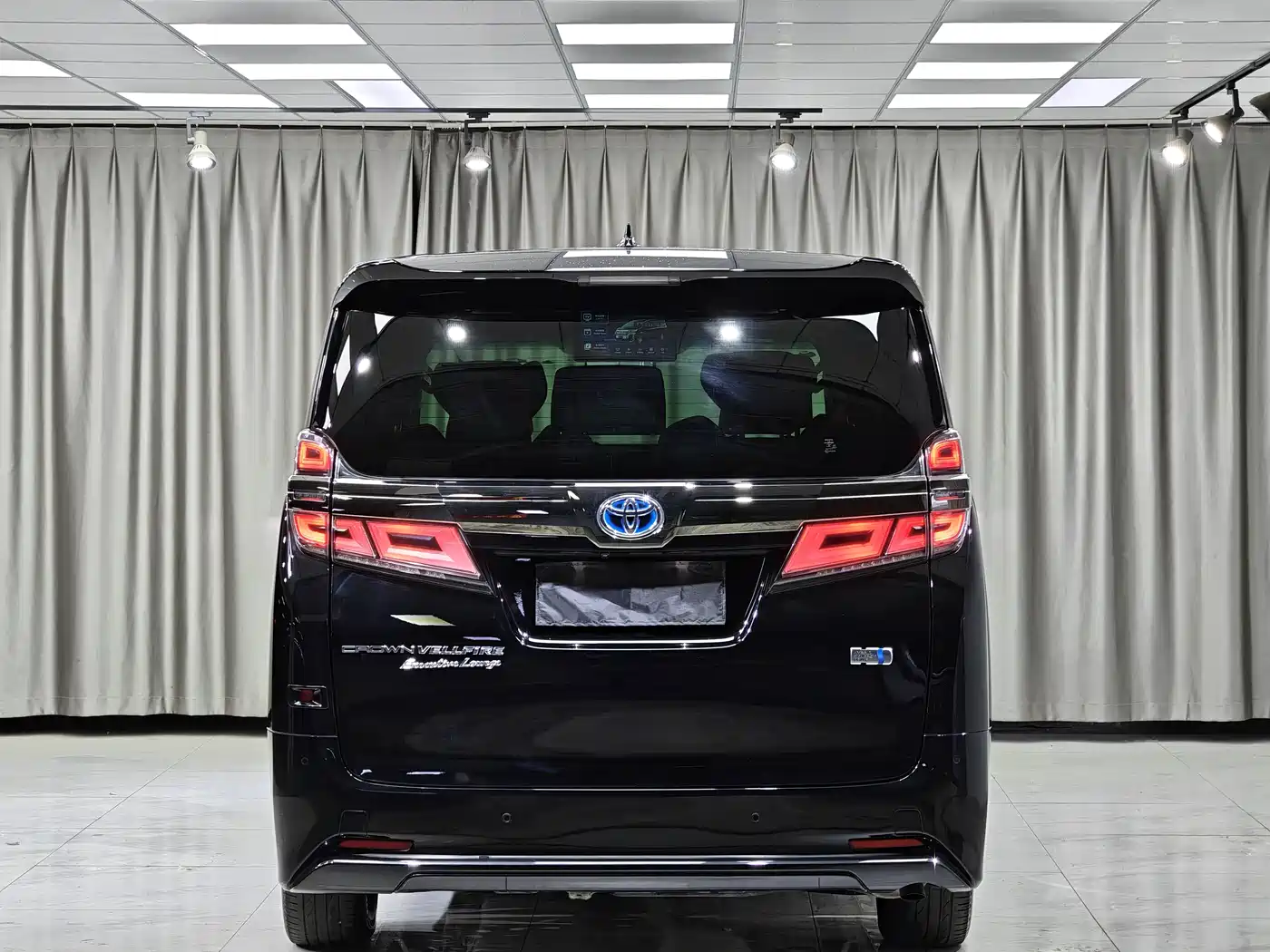 Toyota Alphard 2021 Hybrid 2.5L Premium фото 11