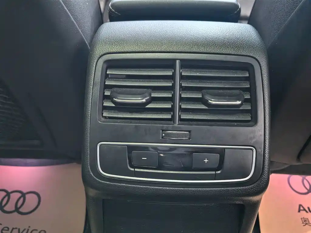 Audi A4L 2020 40 TFSI Luxury Dynamic фото 14