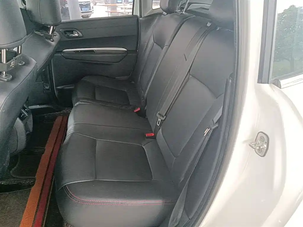 Peugeot 3008 2019 350THP Automatic Leading Edition фото 17