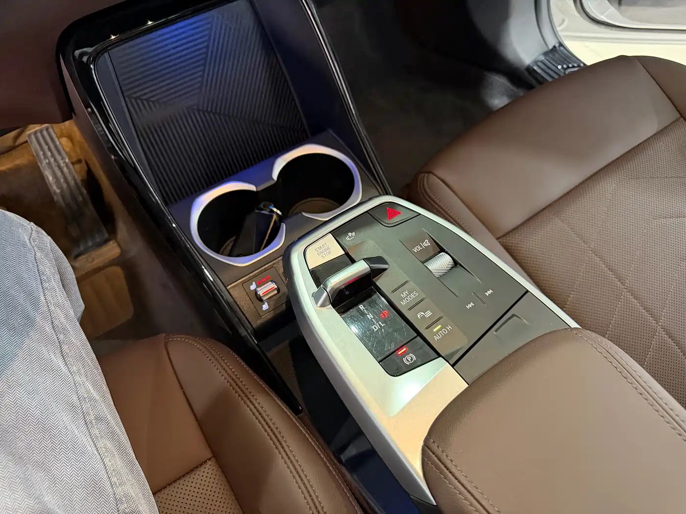 BMW X1 2023 sDrive20Li X Design Package фото 15