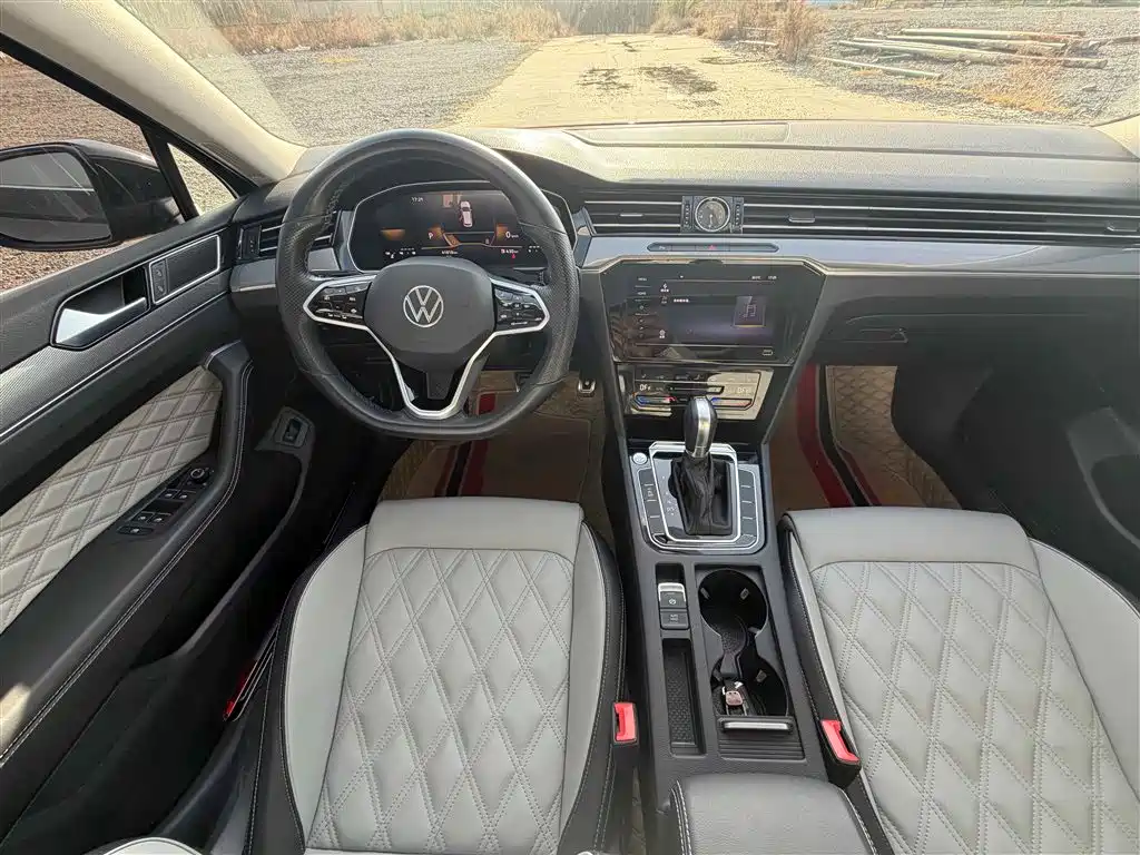 Volkswagen Magotan 2023 2 Million Units Anniversary Edition 330TSI DSG Leading Type фото 9