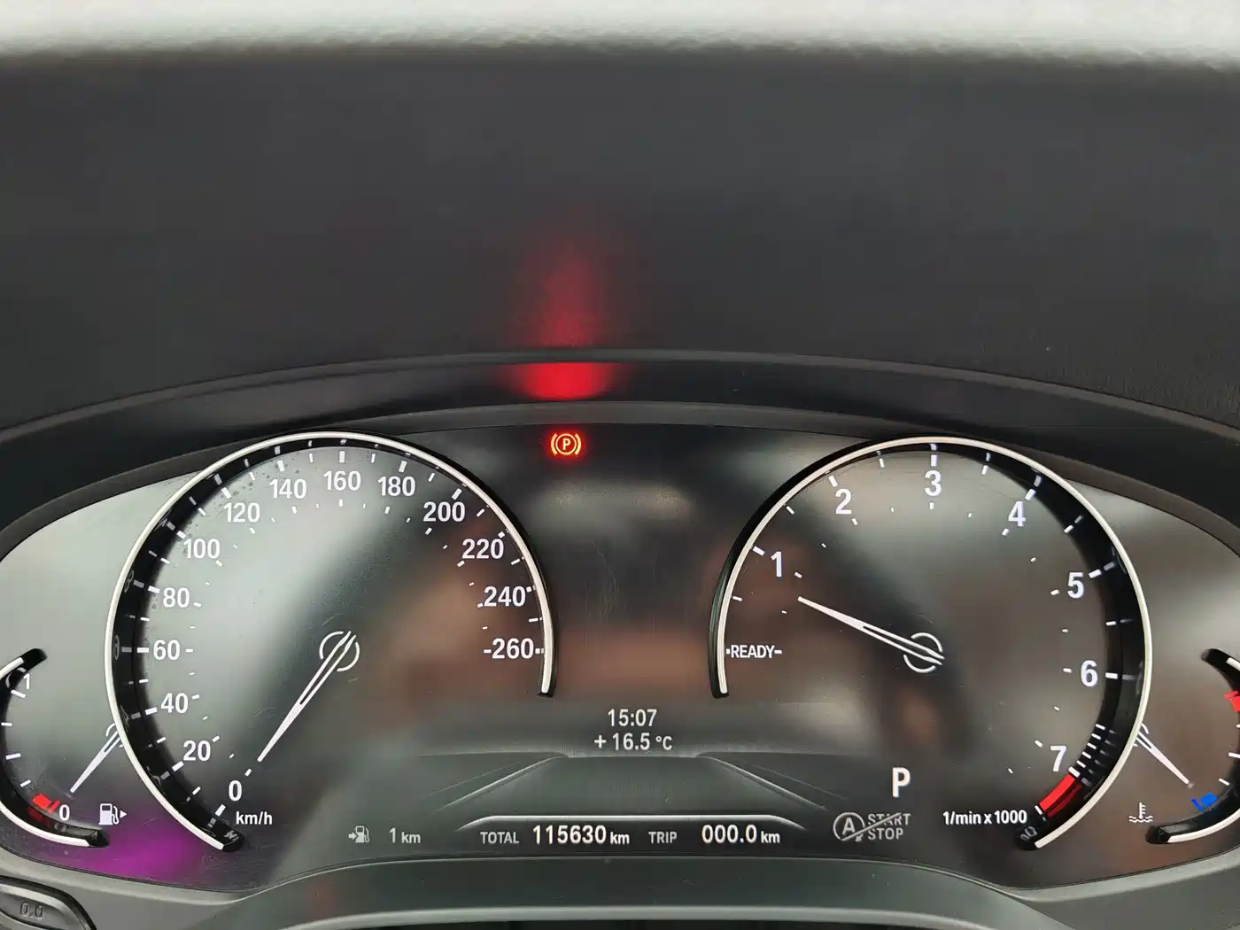 BMW 5 Series 2018 528Li Launch Special Edition фото 24