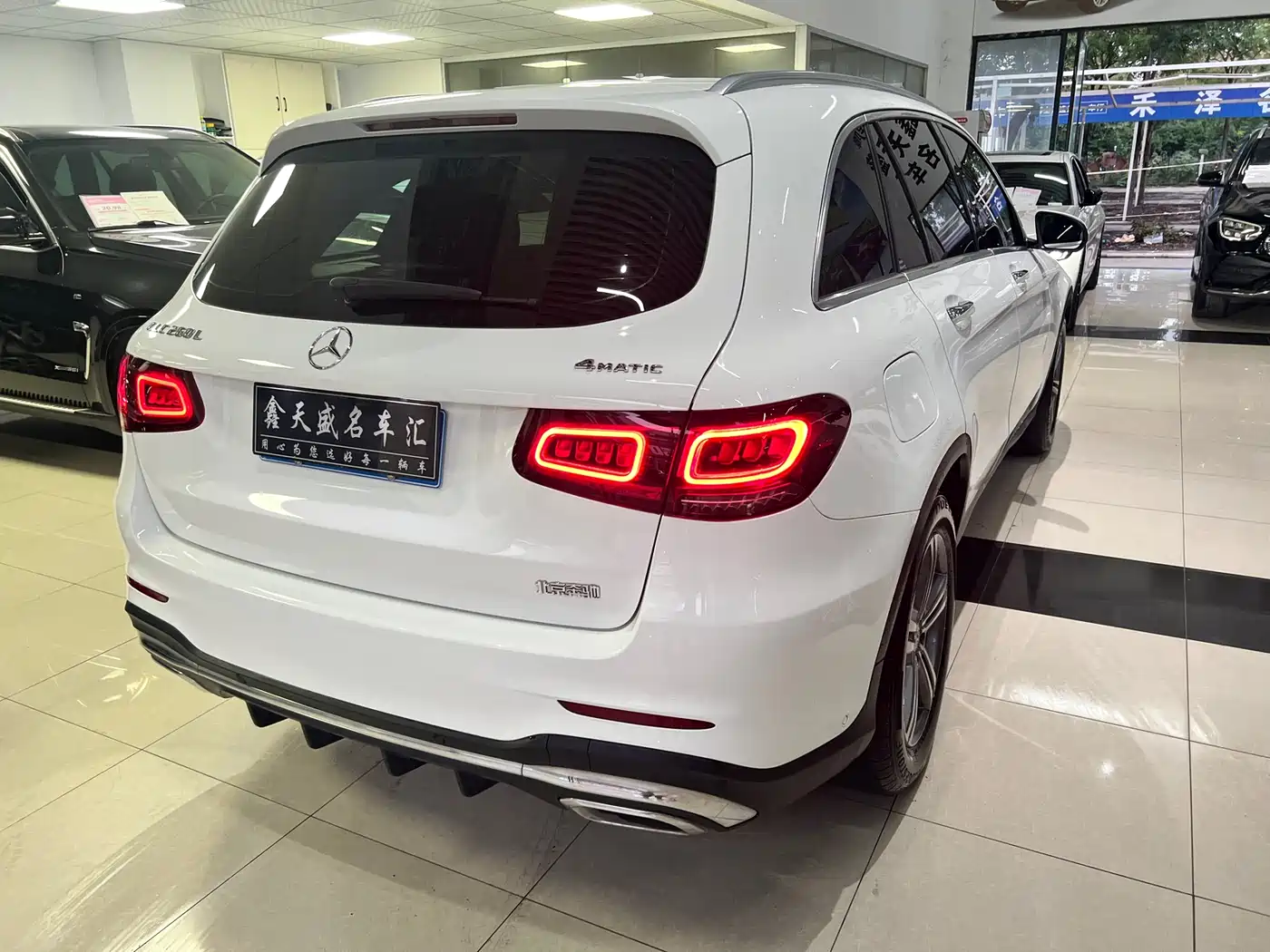 Mercedes-Benz GLC 2020 GLC 260 L 4MATIC Luxury фото 16