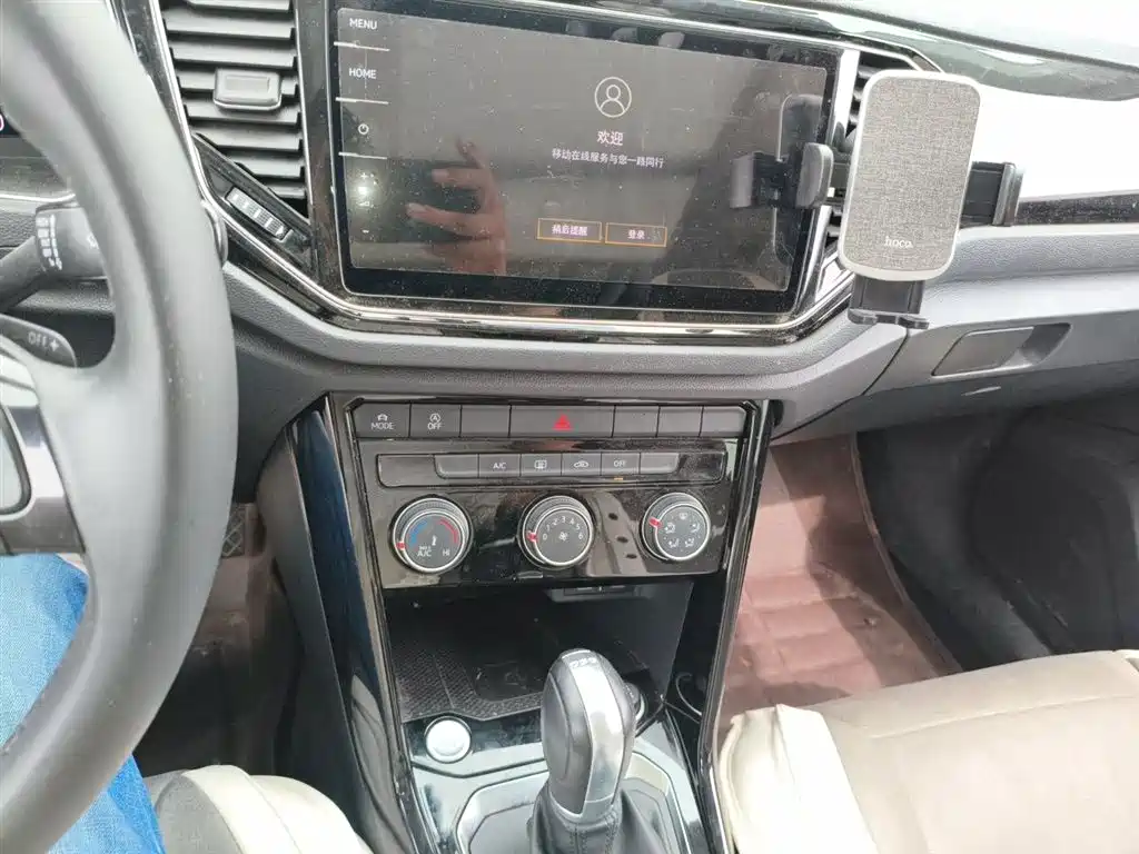 Volkswagen T-ROC 2021 280TSI DSG 2WD Comfort Smart Connect 30th Anniversary Edition фото 10