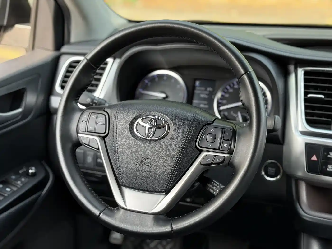 Toyota Highlander 2021 2.0T AWD Luxury 7-Seater фото 14