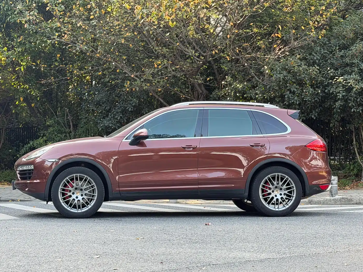 Porsche Cayenne 2011 Cayenne 3.0T фото 3