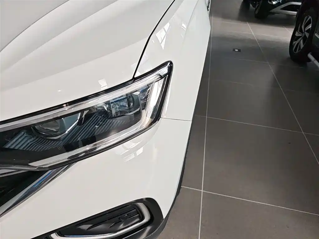Volkswagen Tayron 2024 300TSI 2WD Luxury Plus Advanced фото 24