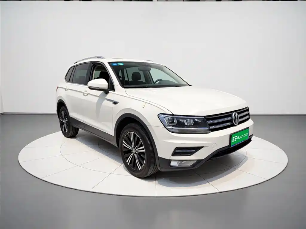 Volkswagen Tiguan L 2019 330TSI Auto 2WD Panorama Comfort Edition China V фото 4