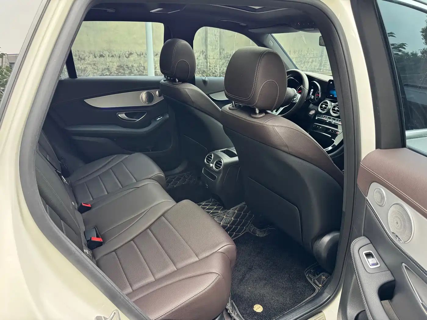Mercedes-Benz GLC 2020 GLC 260 L 4MATIC Dynamic фото 17