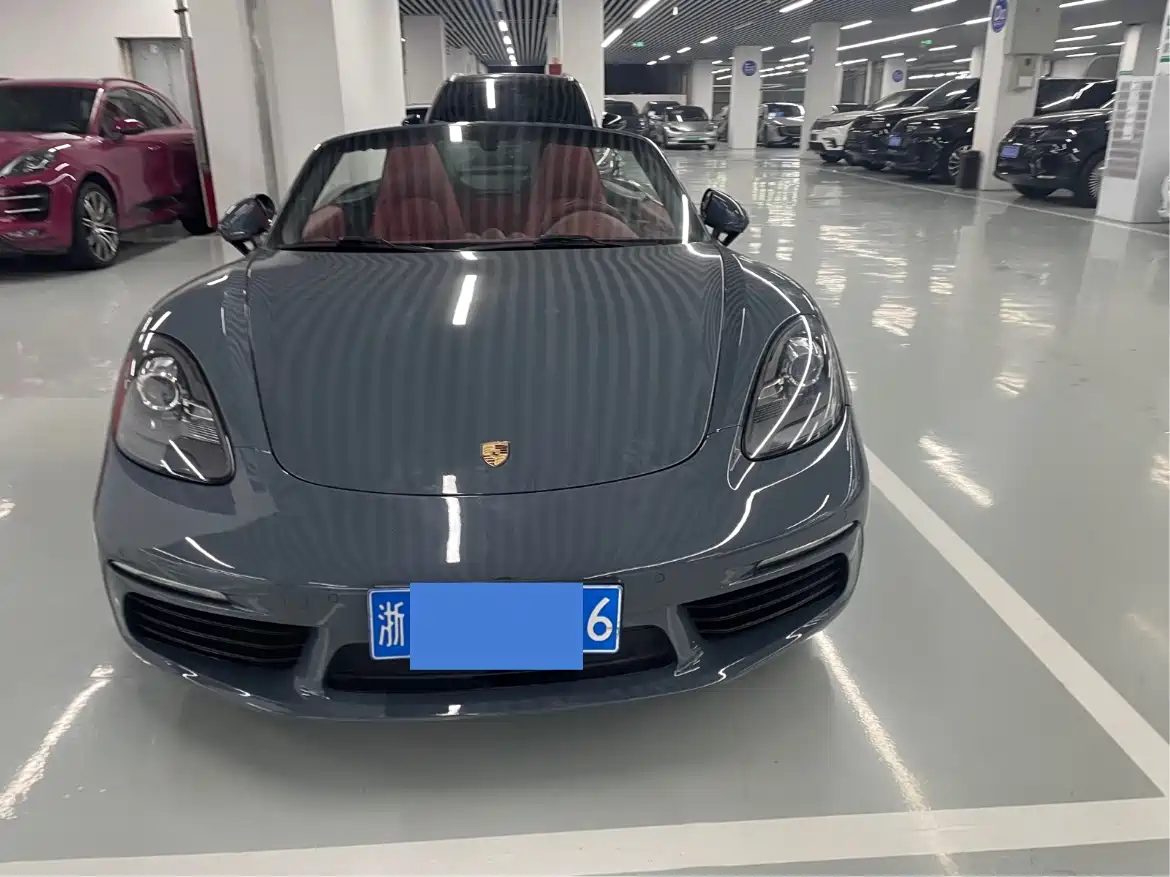 Porsche 718 2016 Boxster 2.0T фото 2