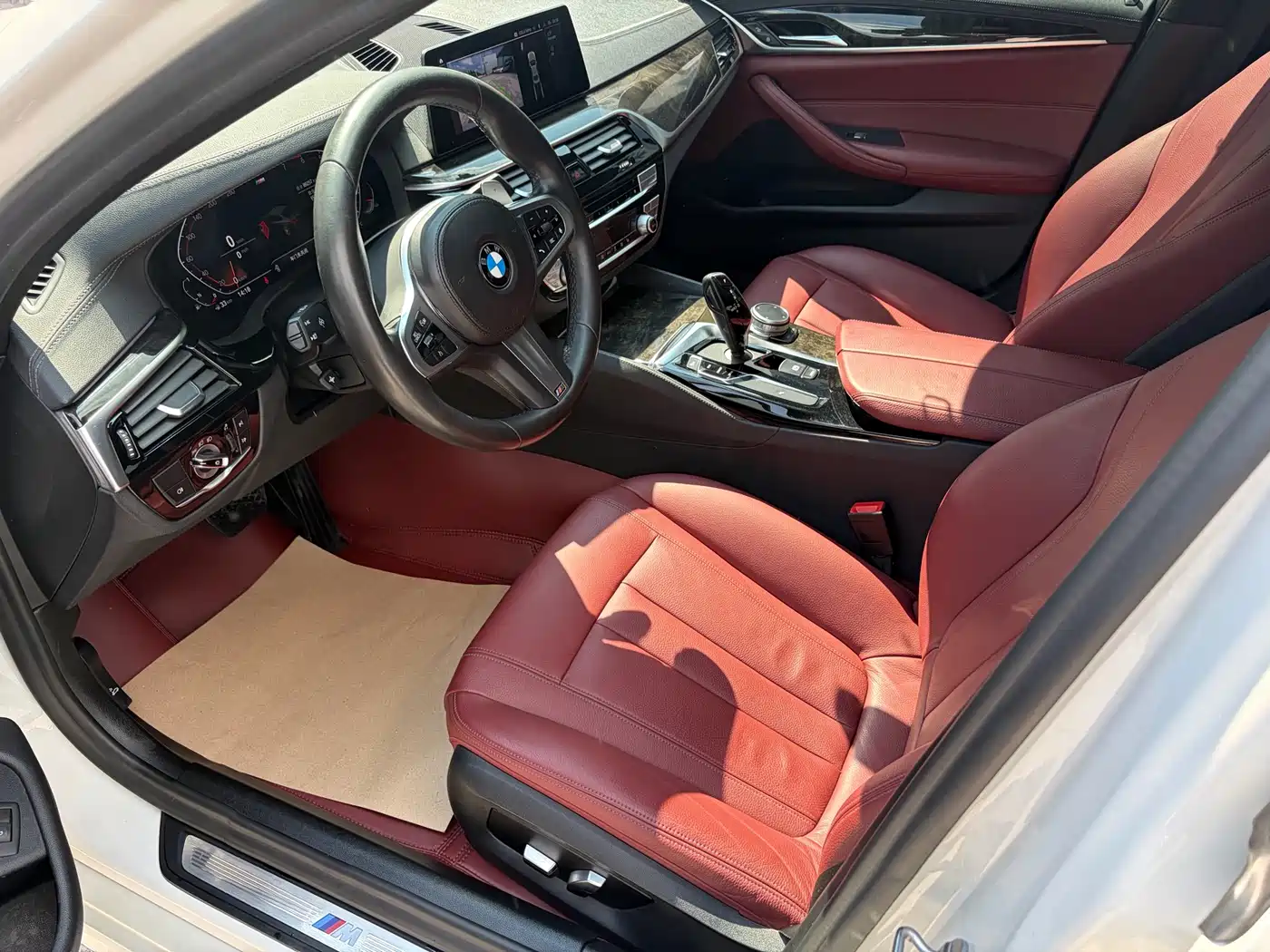 BMW 5 Series 2020 Model 530Li xDrive M Sport Package фото 5
