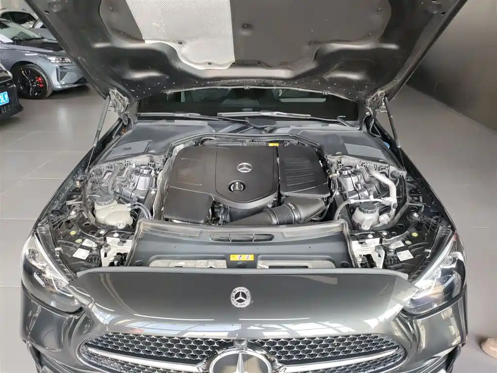Mercedes-Benz C-Class 2023 Facelift C 260 L Night Sport Edition фото 20