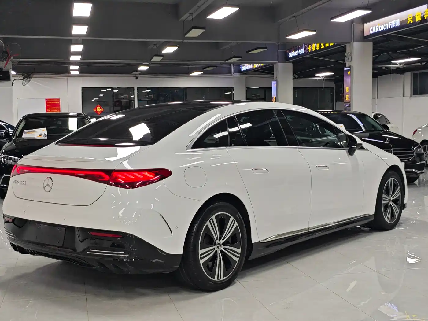 Mercedes-Benz EQE 2022 350 Luxury Edition фото 5