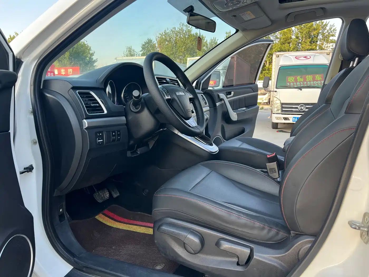 Photo 10 - Haval M6