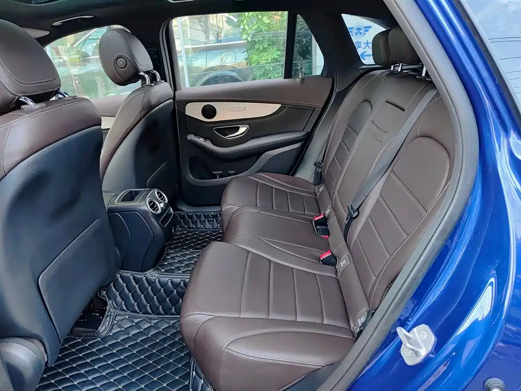 Mercedes-Benz GLC 2020 Facelift GLC 260 L 4MATIC Dynamic фото 8