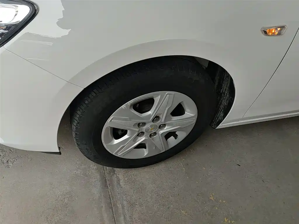 Chevrolet Cavalier 2019 320 Manual Enjoyment Edition фото 23