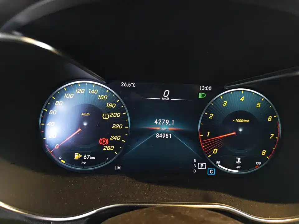Mercedes-Benz GLC 2022 Model GLC 260 L 4MATIC Luxury Edition фото 7