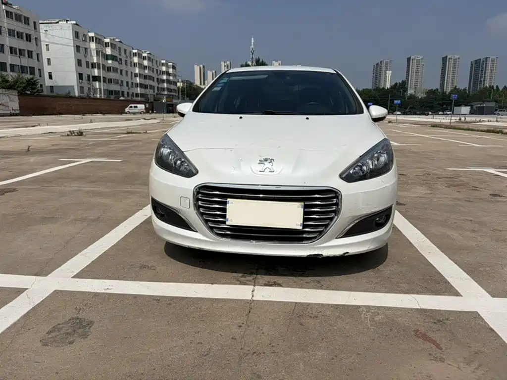 Peugeot 308 2016 2014 Model Joy Edition Classic 1.6L Automatic Superior Style