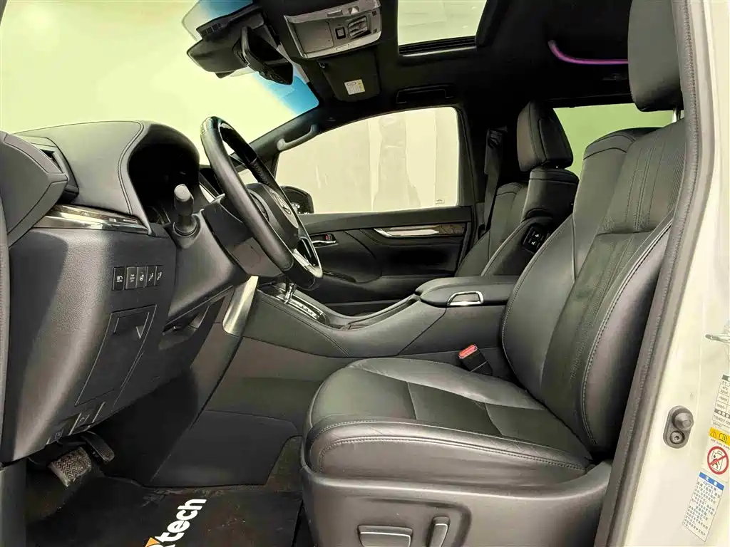 Toyota Alphard 2019 Hybrid 2.5L Premium Edition фото 10