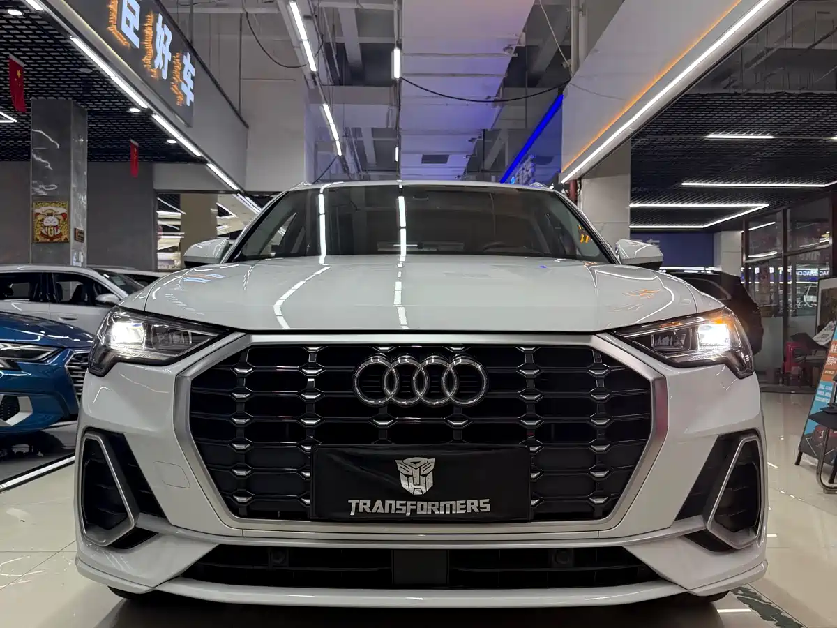 Audi Q3 2023 35 TFSI Fashion Dynamic (1.4T) фото 3