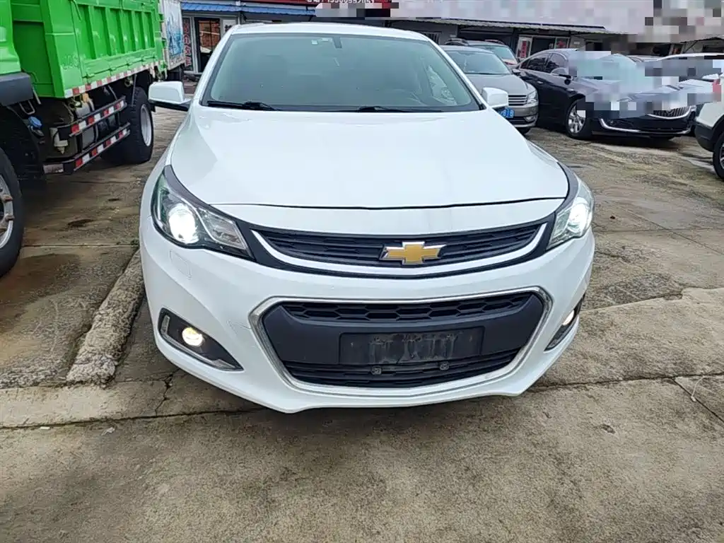Chevrolet Malibu 2018 530T Automatic Luxury Edition фото 3