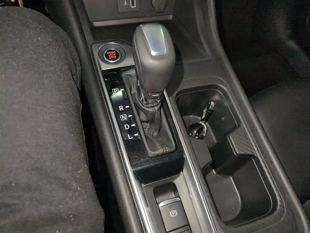 Nissan SYLPHY, миниатюра 14