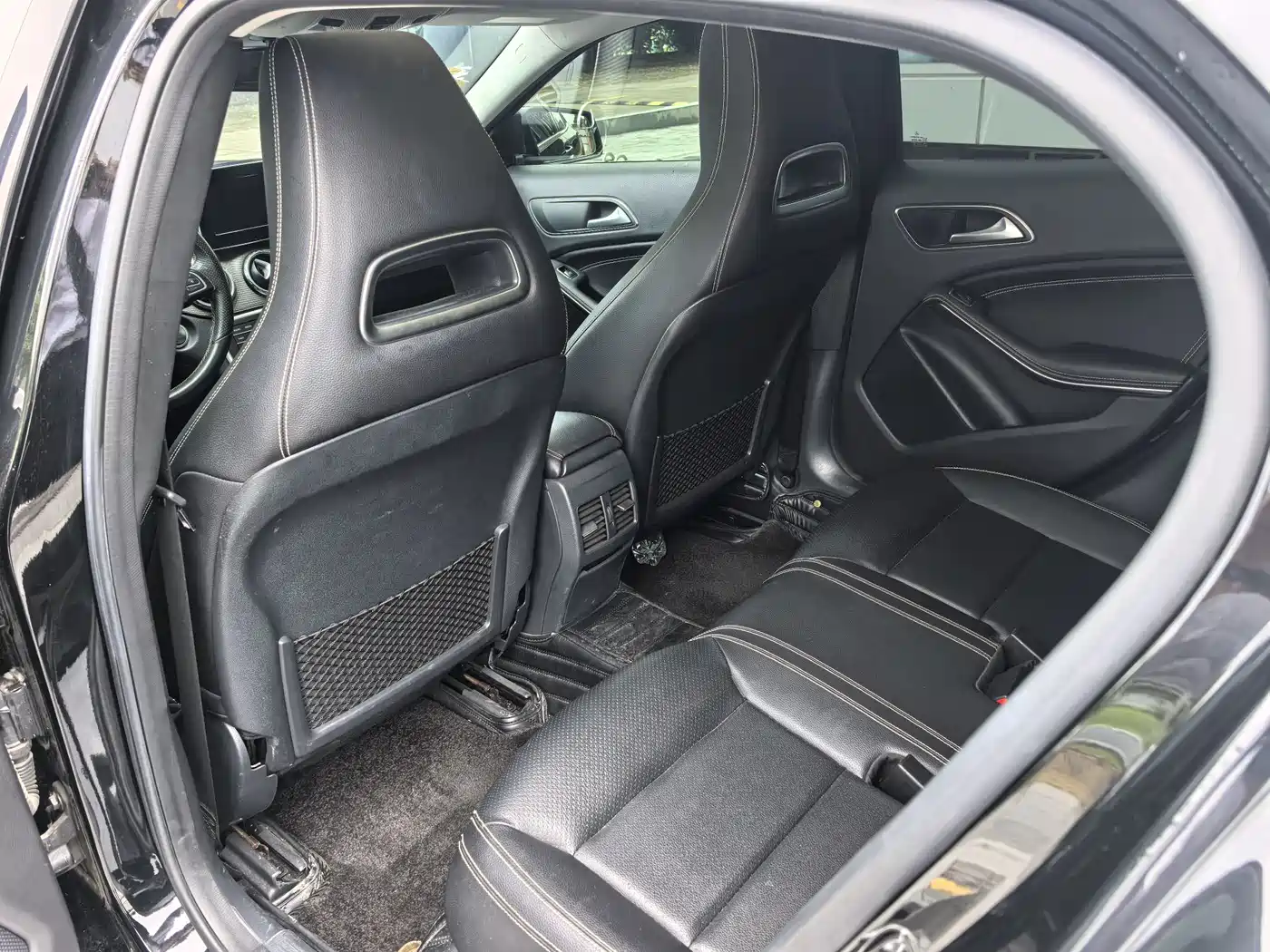 Mercedes-Benz GLA 2016 GLA 200 Dynamic фото 8