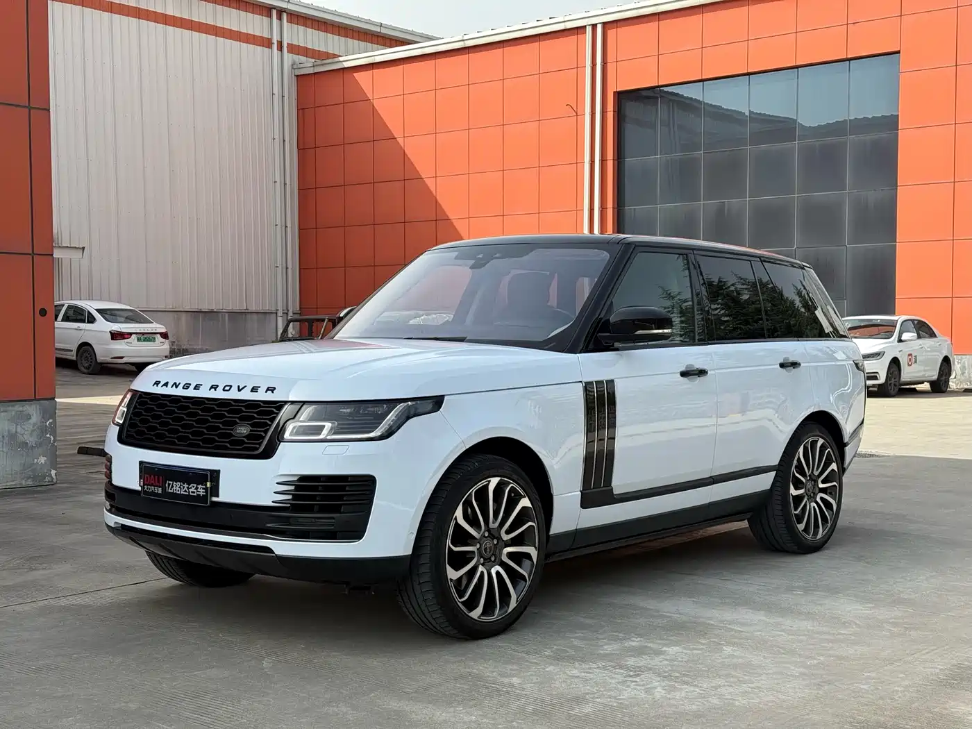 Land Rover Range Rover 2018 3.0 SC V6 Golden Age Edition