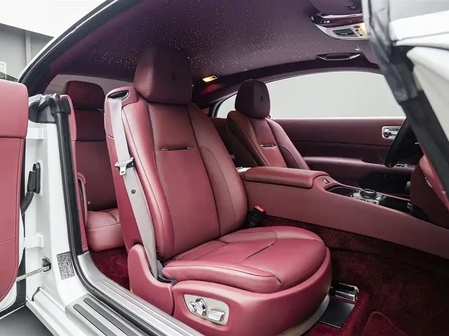 Rolls-Royce Wraith 2018 6.6T Standard фото 13