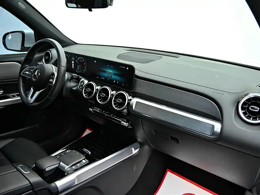 Mercedes-Benz GLB 2022 Facelift II GLB 200 Style фото 14