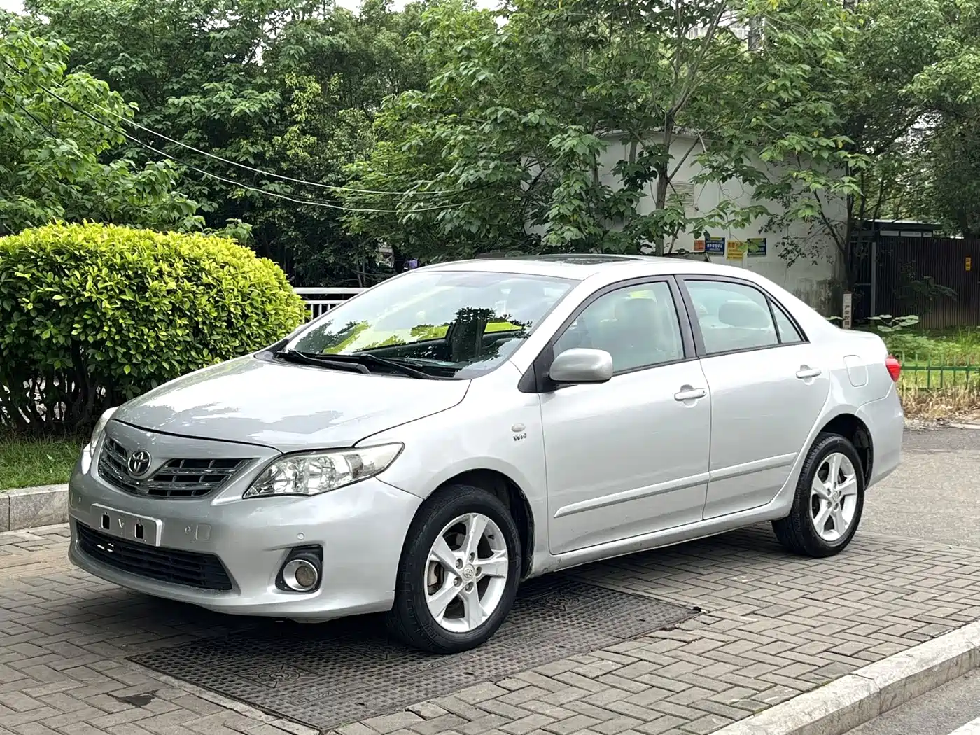 Toyota Corolla 2011 Model 1.8L CVT GLX-i