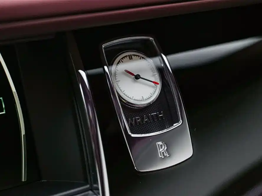 Rolls-Royce Wraith 2018 6.6T Standard фото 16