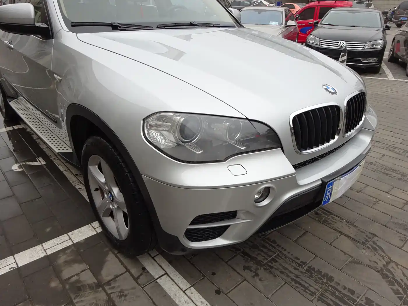 BMW X5 (Import) 2011 xDrive35i Leading Edition фото 5
