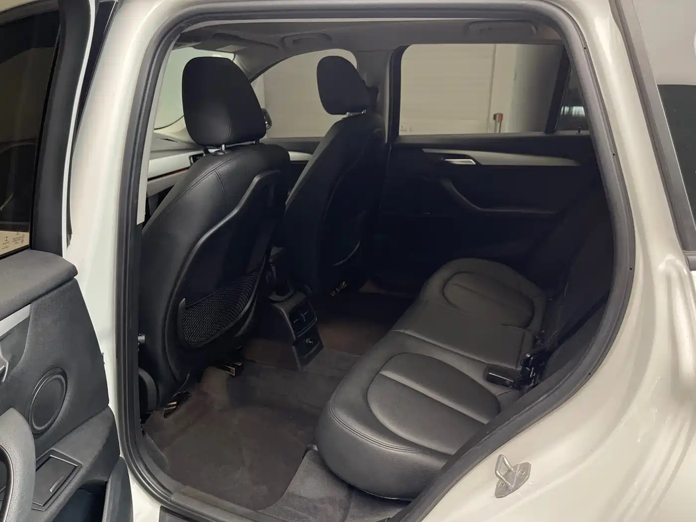 BMW X1 2018 sDrive18Li Fashion Model фото 11