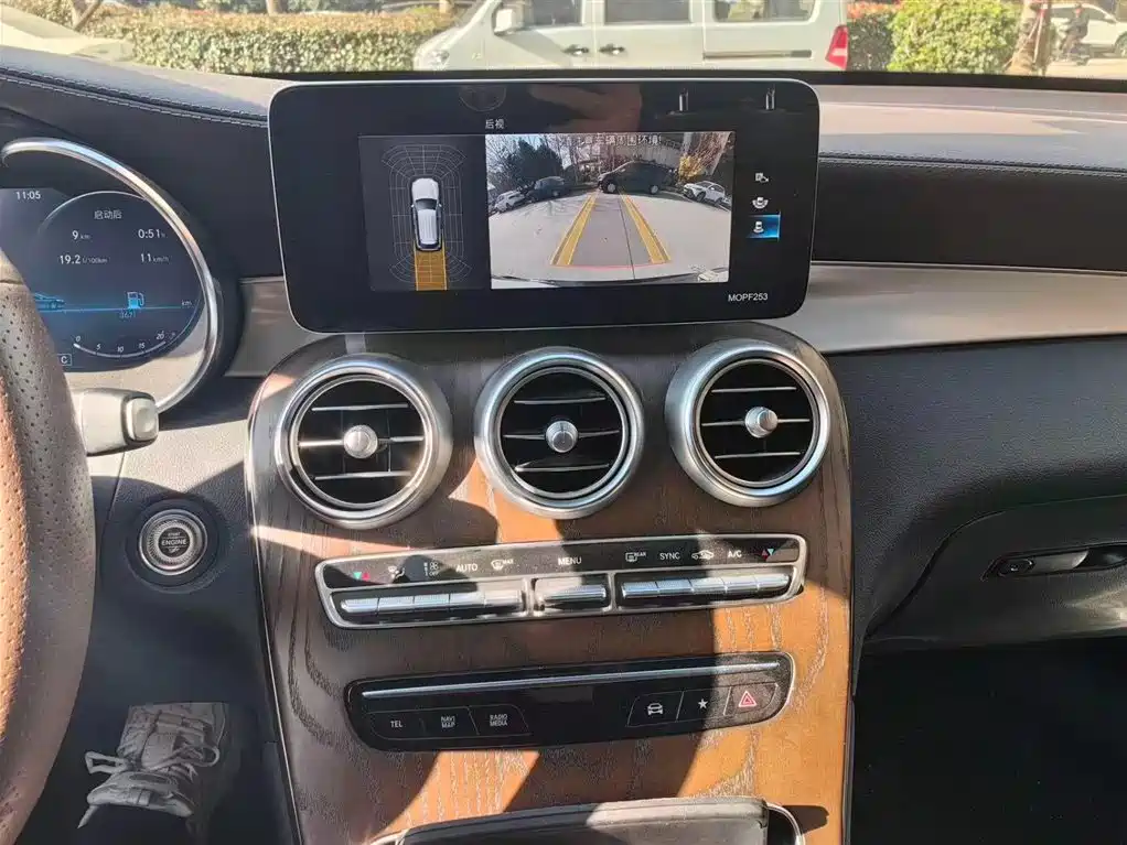 Mercedes-Benz GLC 2021 GLC 260 L 4MATIC Luxury фото 10