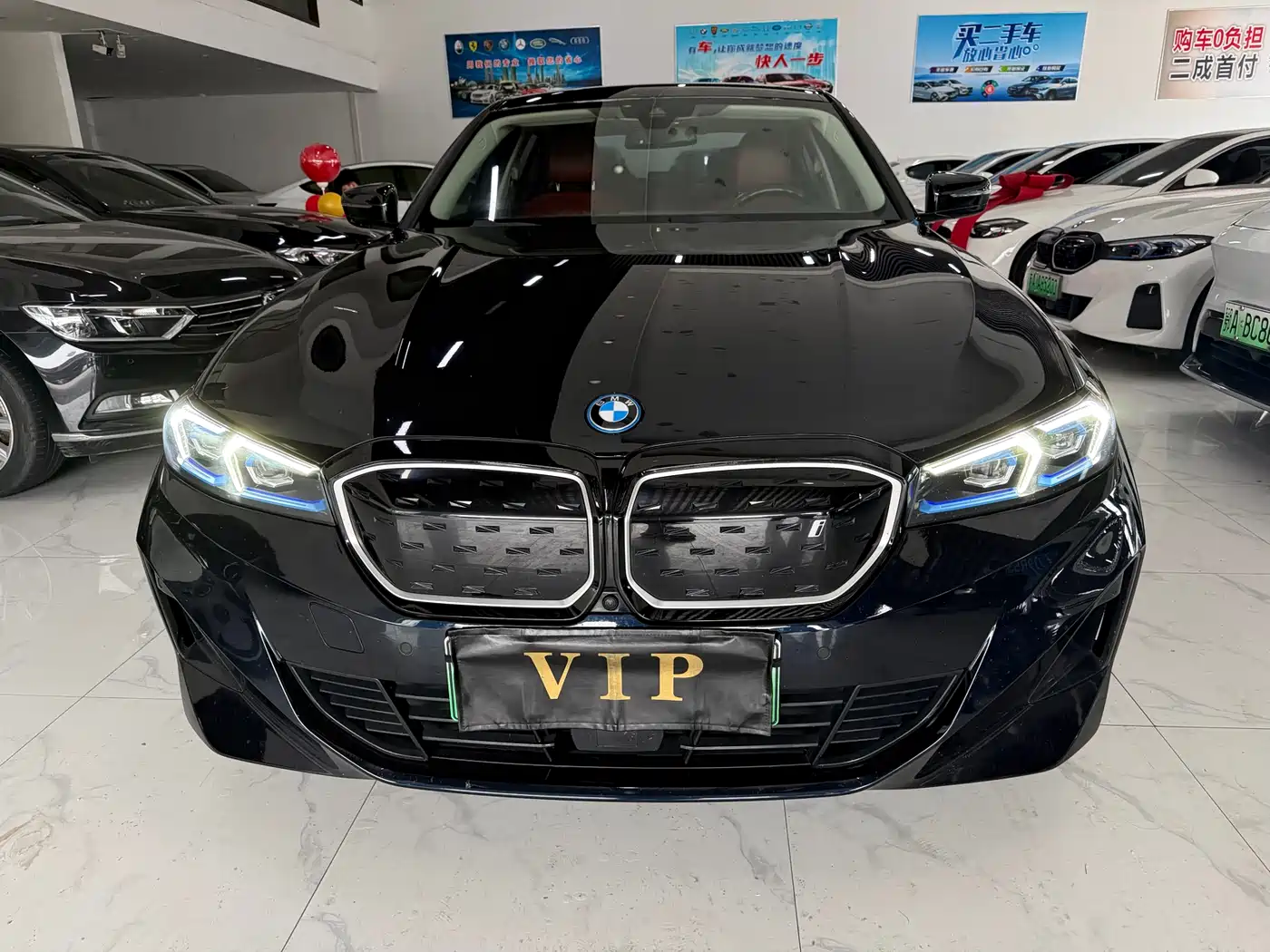 BMW i3 2024 eDrive 40 L Night Sport Package фото 2