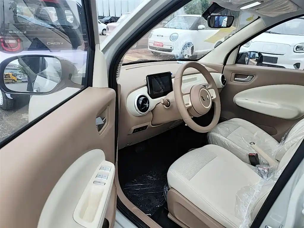 Wuling Motors Hongguang MINIEV 2026 2025 4-Door Advanced
