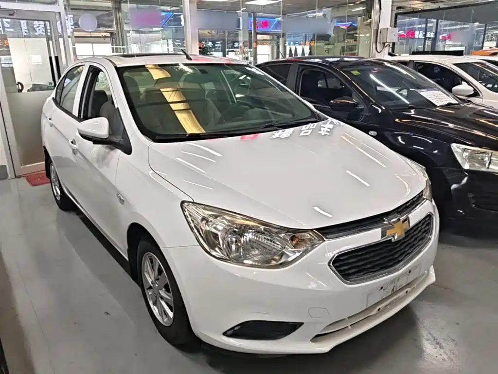 Chevrolet Sail 2016 Sail 3 1.3L Manual Comfort Sunroof Edition фото 4