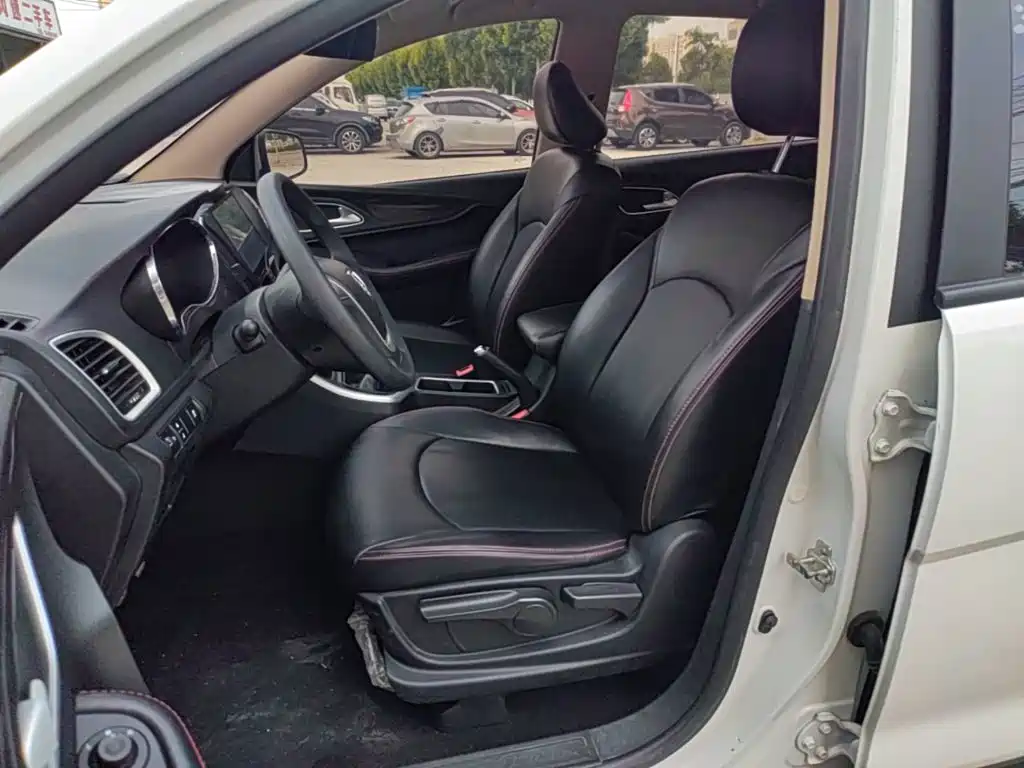 Baojun 560 2017 2016 1.8L Manual Value