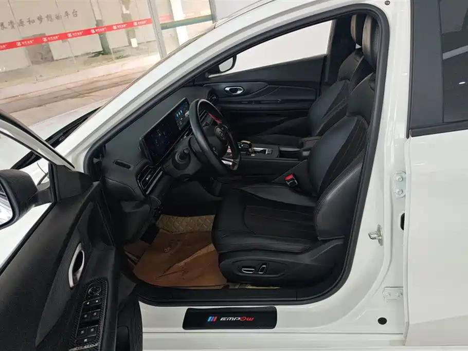 GAC Trumpchi Trumpchi Emkoo 2023 Shadow Leopard H High-Efficiency Hybrid фото 9