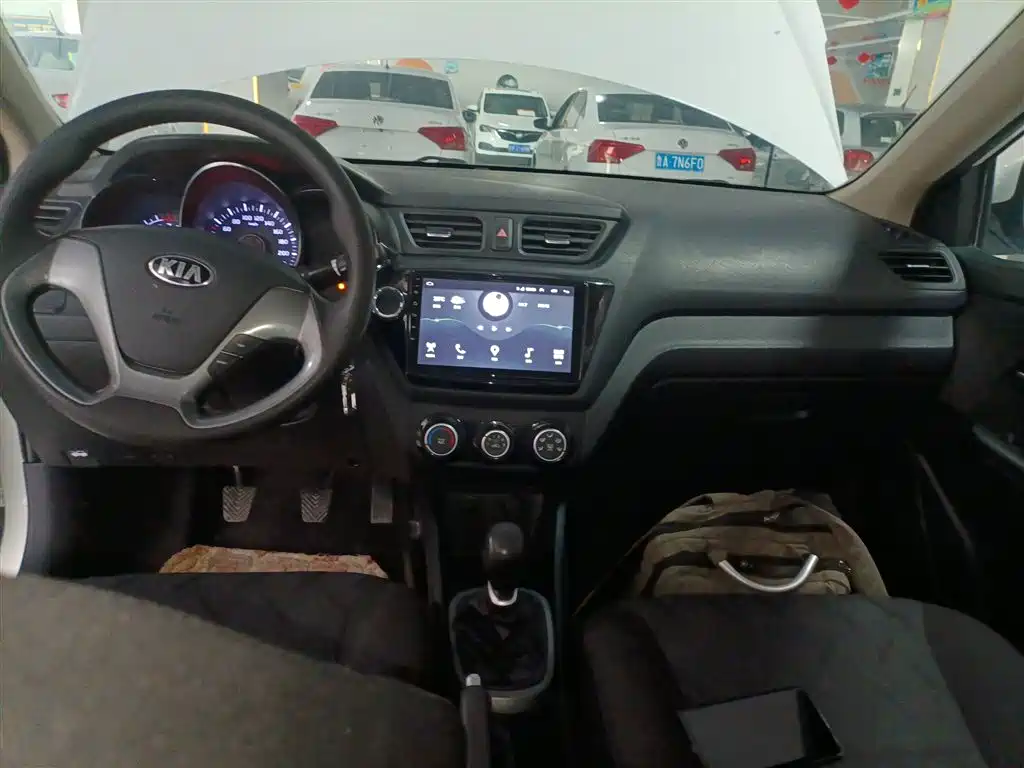 Kia K2 2015 Sedan 1.4L MT GLS фото 13
