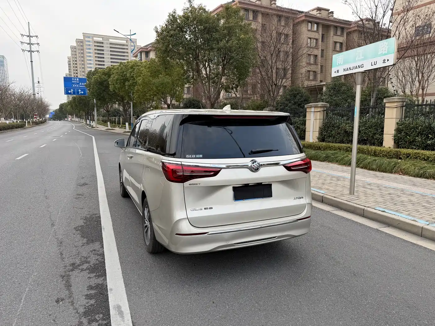 Buick GL8 2020 Model ES Landglory 653T Premium фото 4