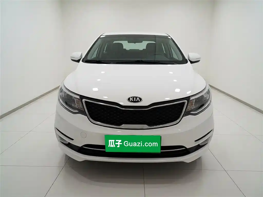 Kia K2 2015 Sedan 1.4L MT GLS фото 3