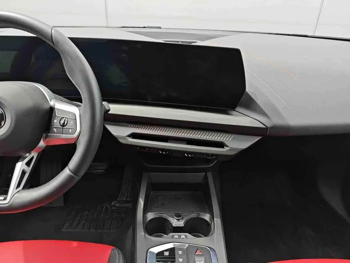 BMW 2 Series 2025 225L M Sport Package фото 12