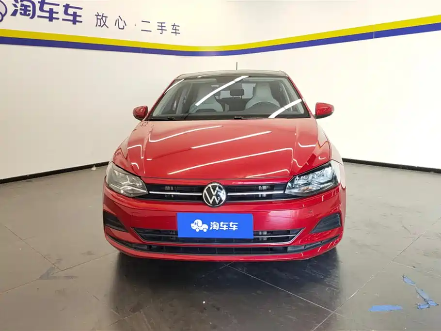 Volkswagen Polo 2021 Plus 1.5L Automatic Colorful Tech Edition фото 2
