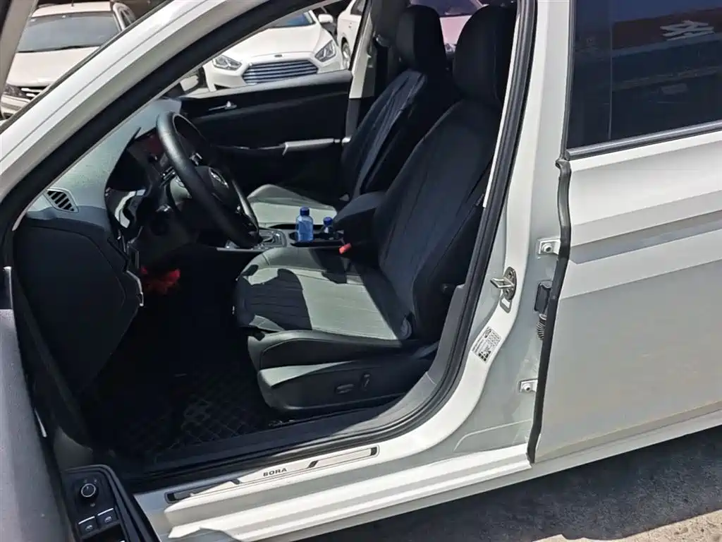 Volkswagen Bora 2019 Facelift 280TSI DSG Luxury China V фото 15