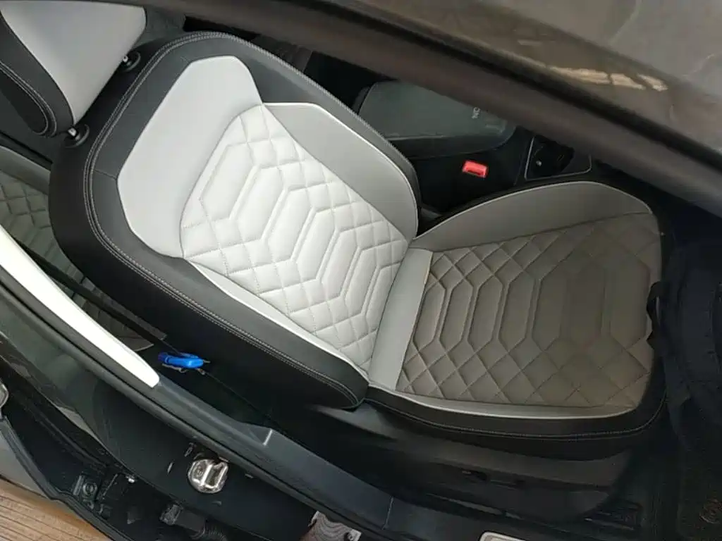 صورة 25 - Volkswagen Tayron
