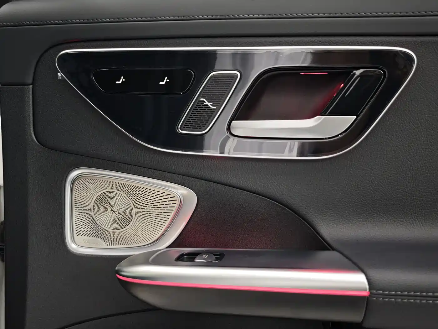 Mercedes-Benz C-Class 2026 C 260 L Sport фото 16