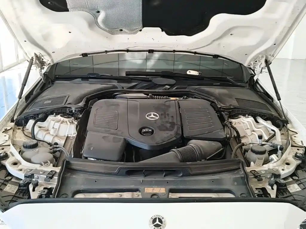 Фото 20 - Mercedes-Benz C-Class