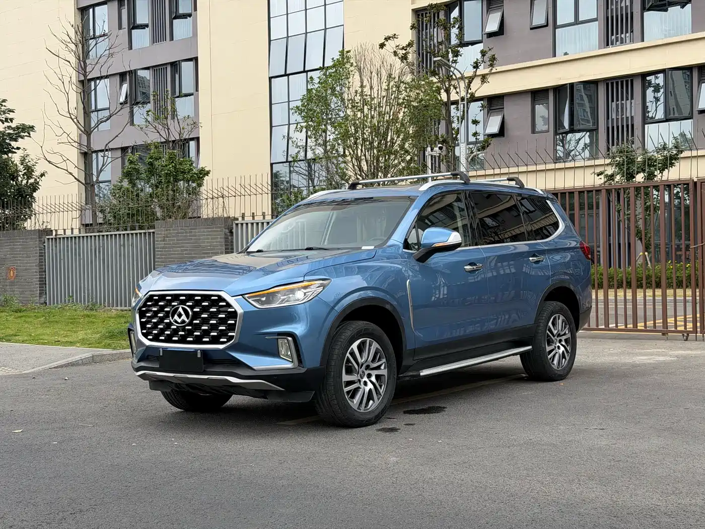 SAIC Maxus D90 2017 2.0T Automatic 4WD Sirius